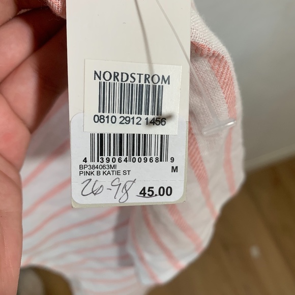 NWT 3/$20 🌻 BP Ruffle Sleeve Linen Blend Crop Top, Medium - Picture 6 of 7